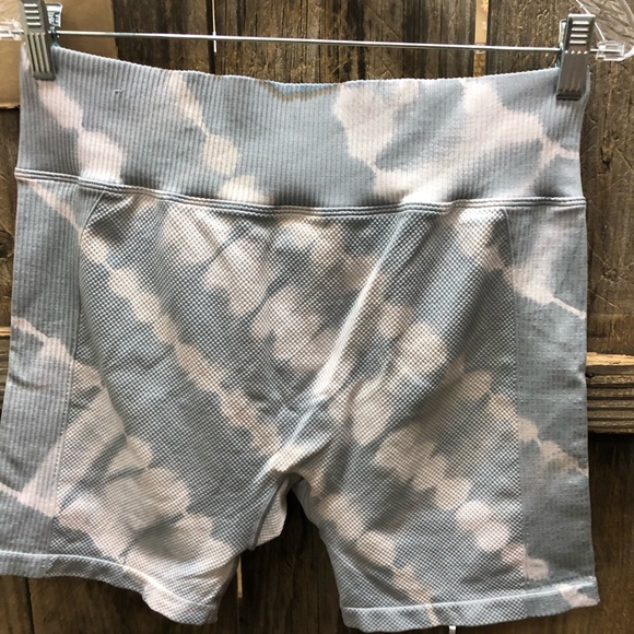 PINK Active Bike Shorts - Picture 6 of 7